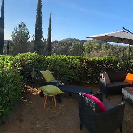 Cap Esterel Centre Fh Grand T2 Inclus Parking Couvert, 5 Piscines, Jardin Cloture,climatisation,vue Apartment *