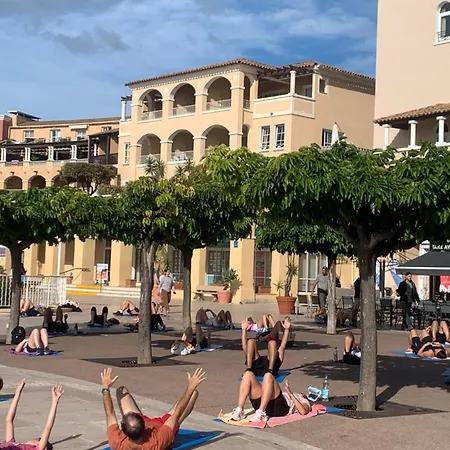 Cap Esterel Centre Fh Grand T2 Inclus Parking Couvert, 5 Piscines, Jardin Cloture,climatisation,vue *